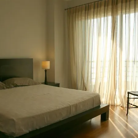 Magnificent 3 Bedroom Apartment In Portimao Διαμέρισμα