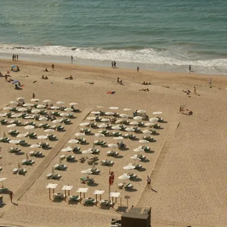Magnificent 3 Bedroom Apartment In Portimao * פורטימאו